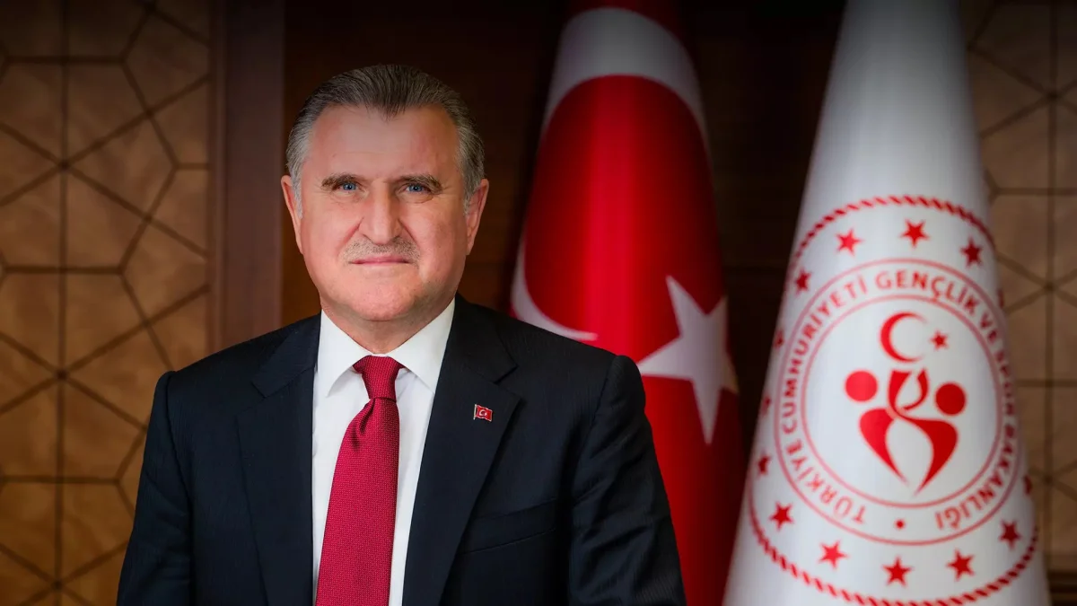 Bakan Bak: Temiz futbol için yasa dışı bahisle kararlı mücadele yürütüyoruz